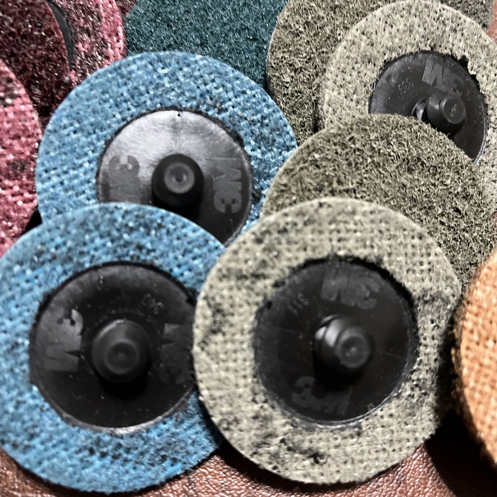 Mix Scotch-Brite Roloc Surface Conditioning Disc