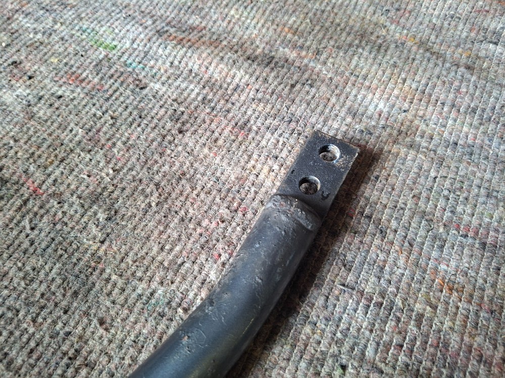 Kawasaki ER5 Lower Right Frame Rail Engine Mount Bracket Support & Fixing Bolts