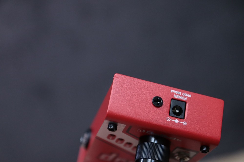 DigiTech Drop Compact Polyphonic Drop Tune Pitch-Shifter Effect Pedal w/Box