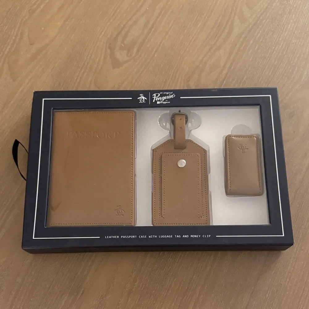 Penguin Tan Leather Passport Case Set