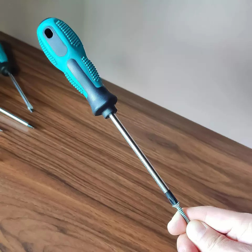 6 Piece Precision Screwdriver Phillips Flat Head Heavy Duty Grip Screw Driver