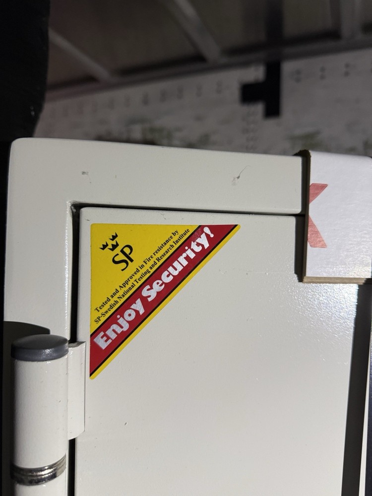 Phoenix 500 Data Commander Fire Media Safe 500 Series 2-Hour Fire Safe