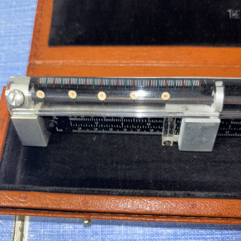 Vintage Gerber Variable Scale Engineering Slide Rule Model TP007100B With Case