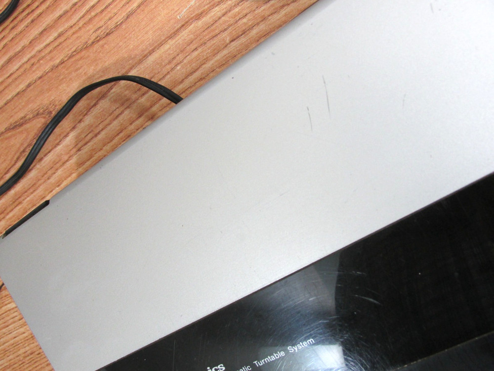 Technics SL-DL1 Direct Drive Linear Tracking Turntable-