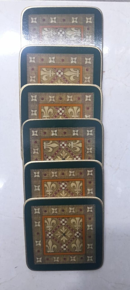 Cup base for drinks A cup base for drinks, tea, coffee,