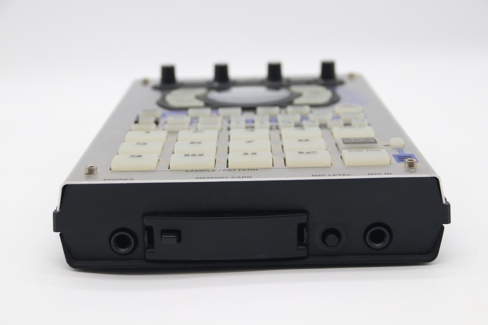 Roland SP-404 Sampling Digital Workstation - Silver