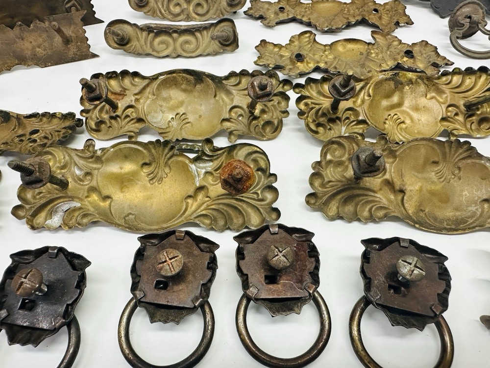 Metal And Brass Handle And Pull Lot