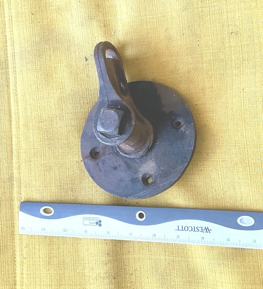 Antique Cast Iron Swivel Bracket