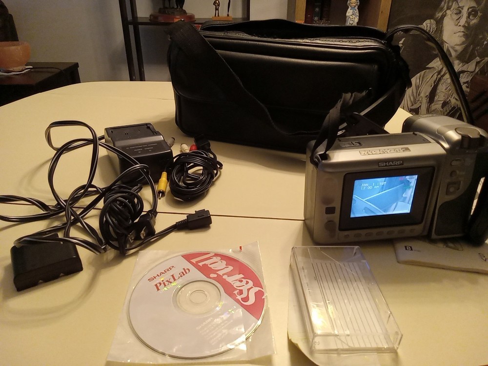 Sharp Viewcam VL-E650U 8mm VCR 32x Zoom Video Complete Set Working