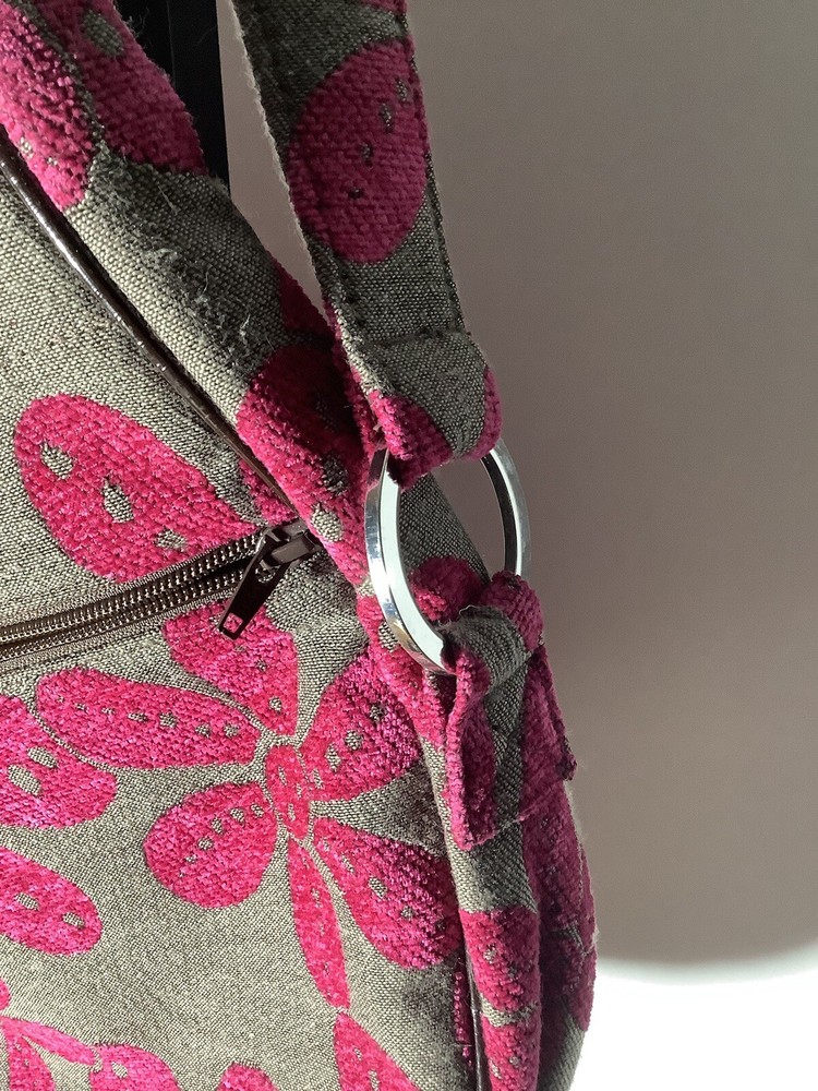 Ukele Soft Carry Case Flower Pattern, 25” Soft Body B's Signature