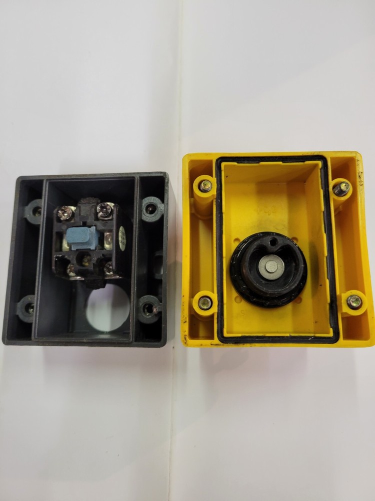 MULLER MARTINI/HEIDELBERG EMERGENCY STOP BUTTON ASSB.