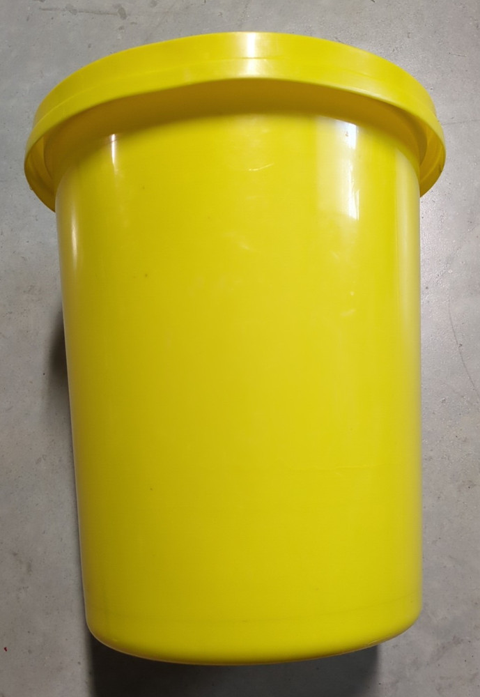 Vintage Tyco Building Blocks / Bricks Storage Container Bucket Yellow