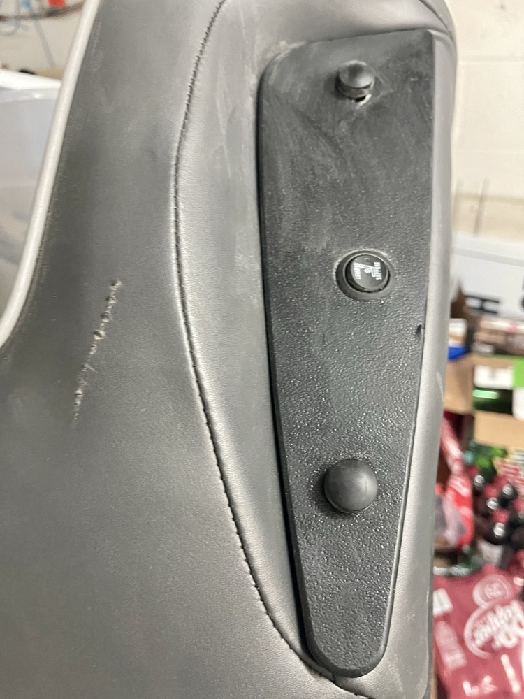 Nitro Bass Boat Seat