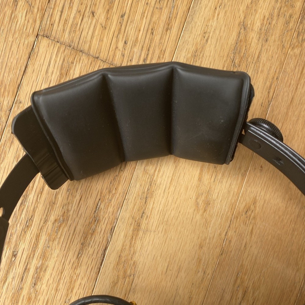 vintage Astrocom 10355B headset communicator w/microphone Flight Gear