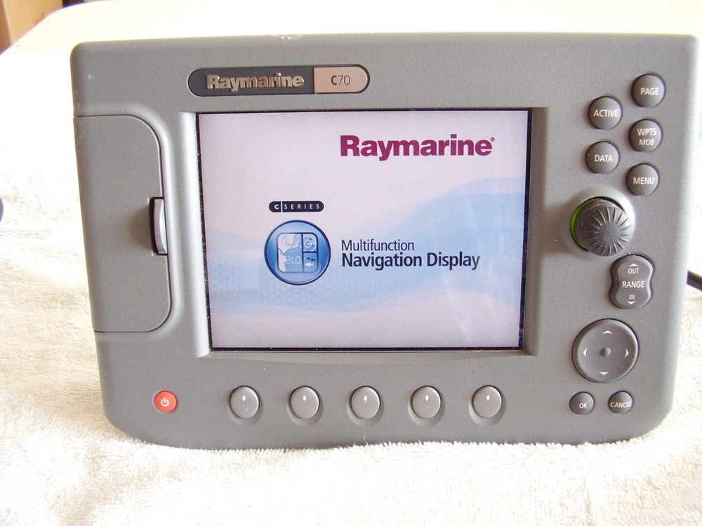 Raymarine C70 Chartplotter Fishfinder Multifunction Display