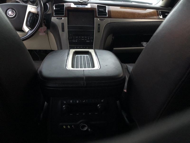 2011-2014 CADILLAC ESCALADE Blind Spot Alert Computer Module RIGHT side 777918