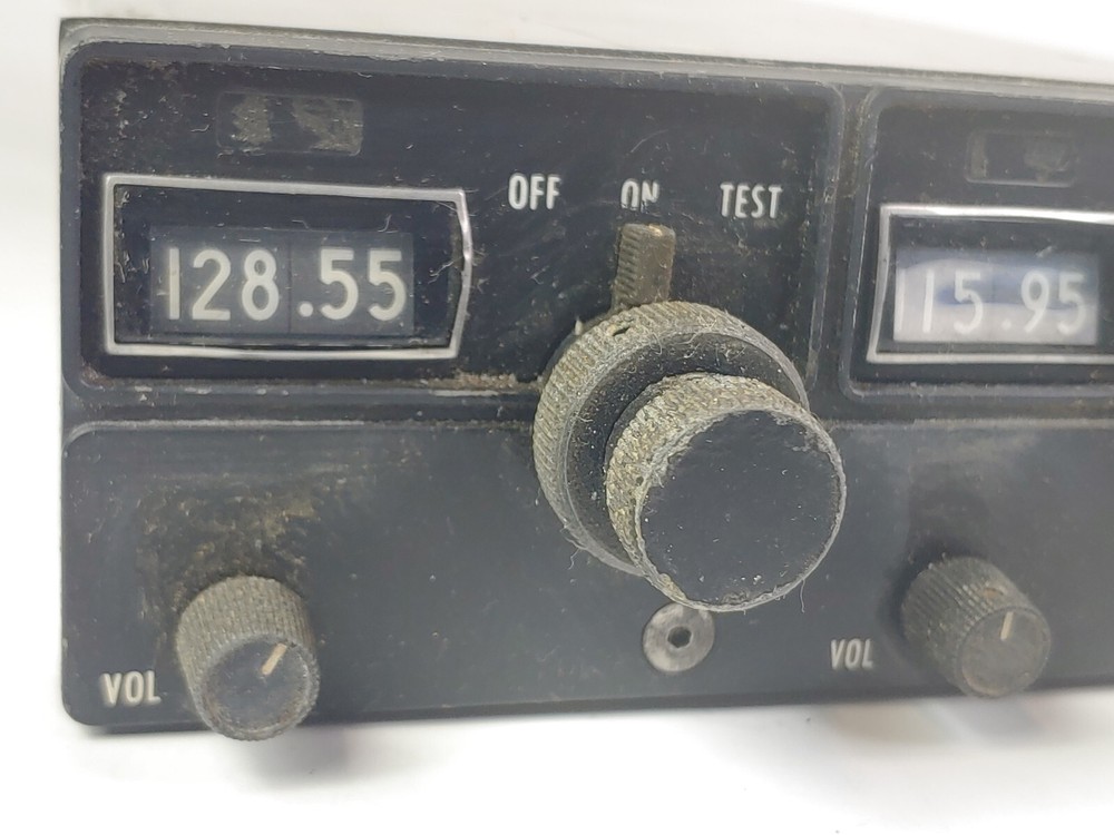 King KX170A Nav/Com P/N 069-1017-00 communication system as-is and untested
