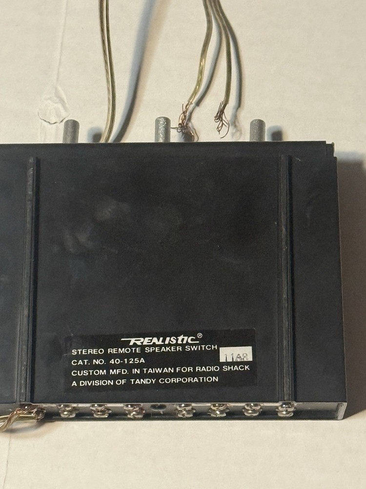 Realistic Stereo Remote Speaker Switch, model 40-125A