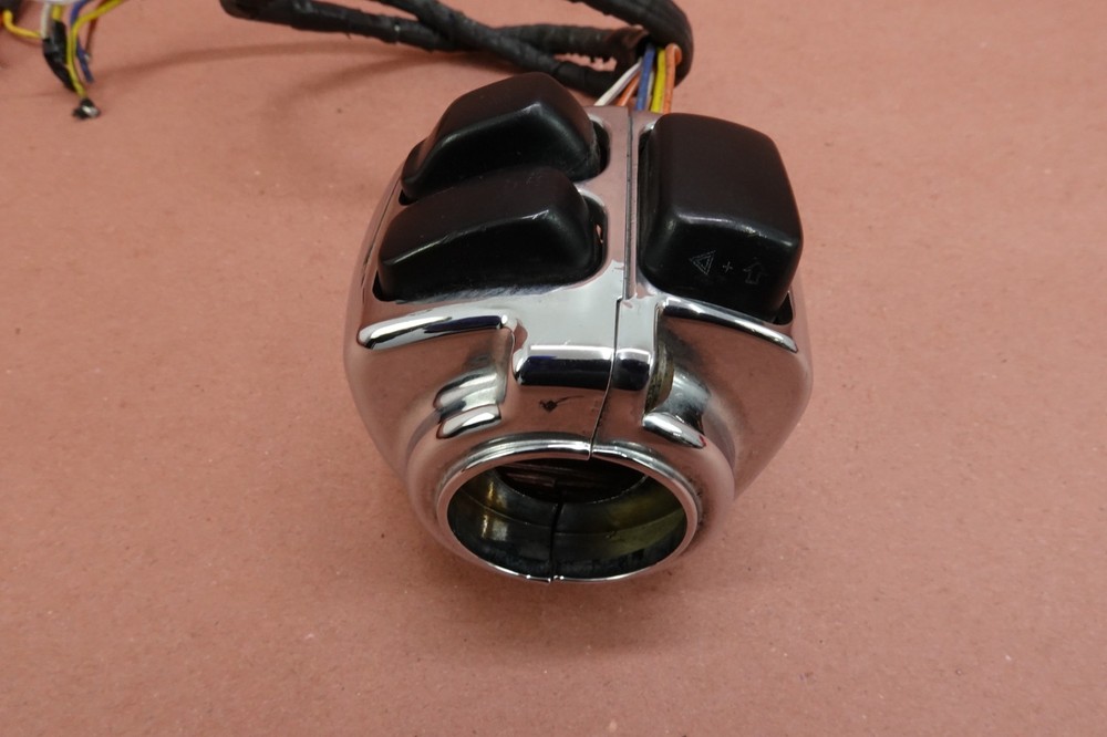 2000-2009 HARLEY-DAVIDSON FXSTSI Softail Springer Left Hand Switch Control