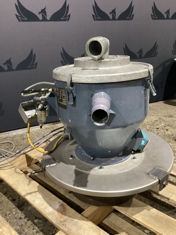 AEC WHITLOCK PVH-071G VACUUM HOPPER LOADER USED