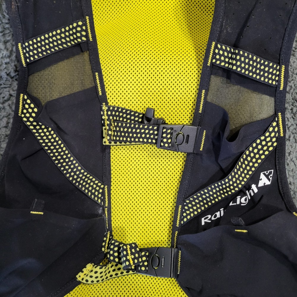 Raidlight Responsiv 10L+2x600ml Hydration Vest