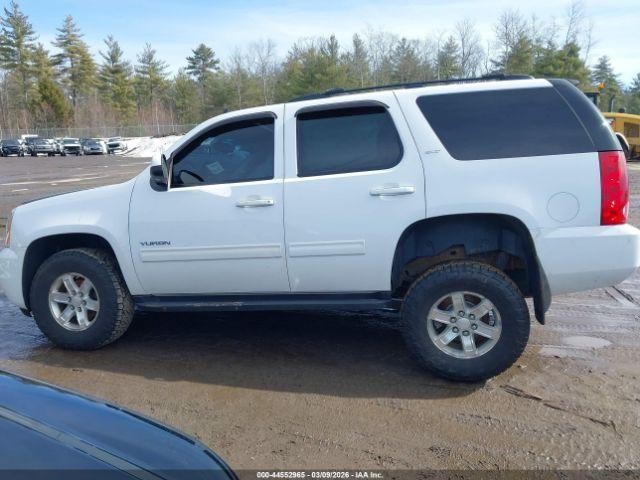 Used Headrest fits: 2014 Gmc Yukon Grade A