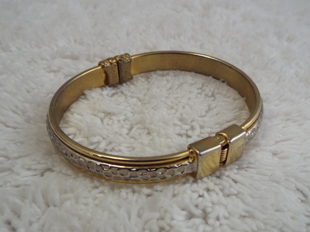Goldtone Silvertone Hinged Bracelet (F30)