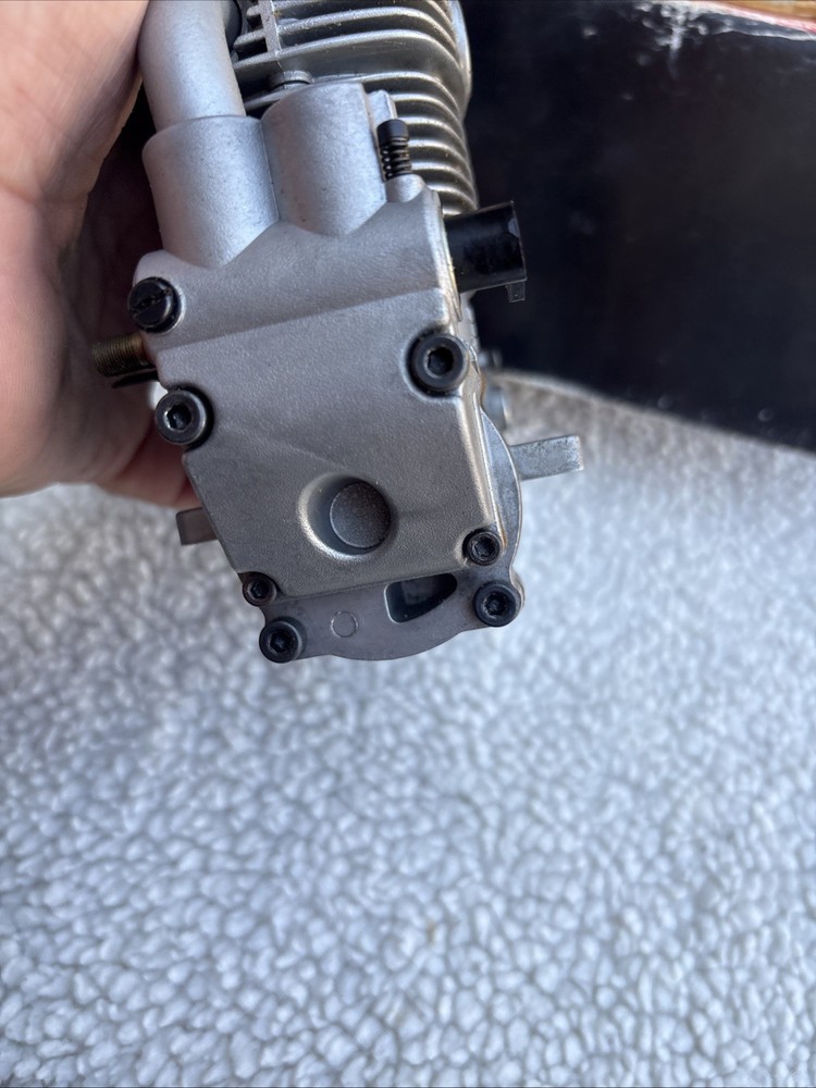 YS F-120 RC Airplane Engine 4 Stroke Untested