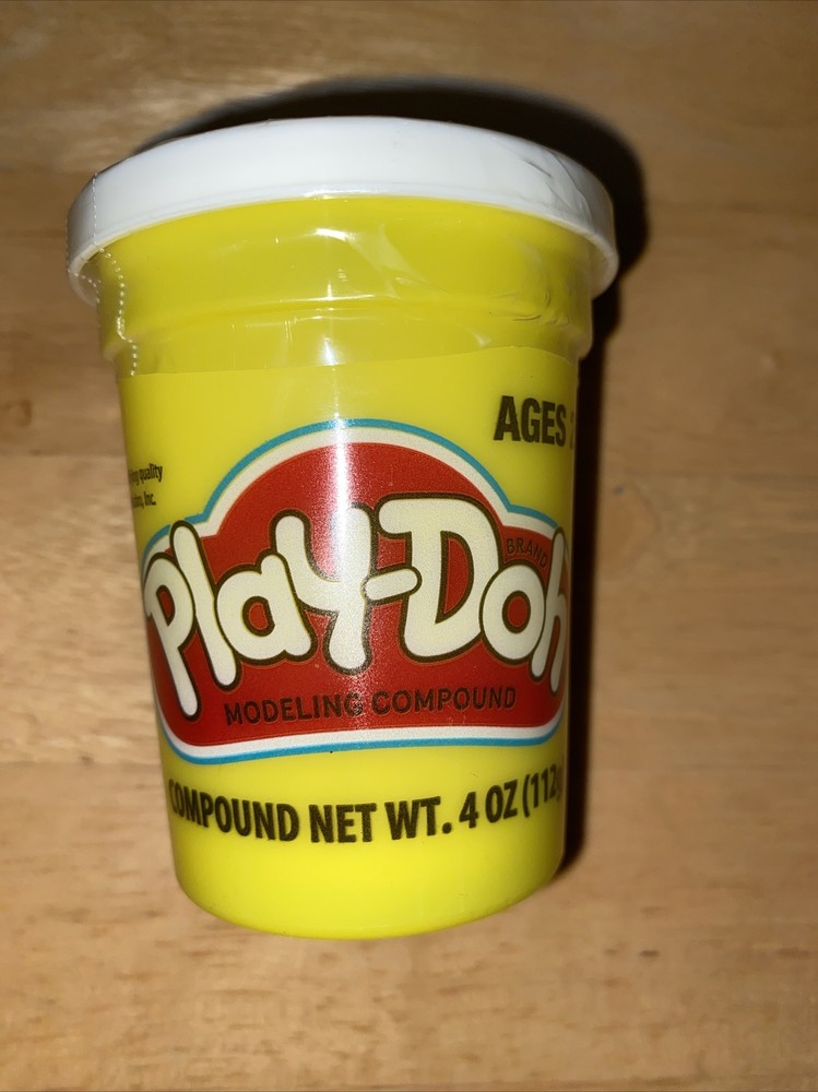 Play Doh White Modeling Compound Lot Of 4