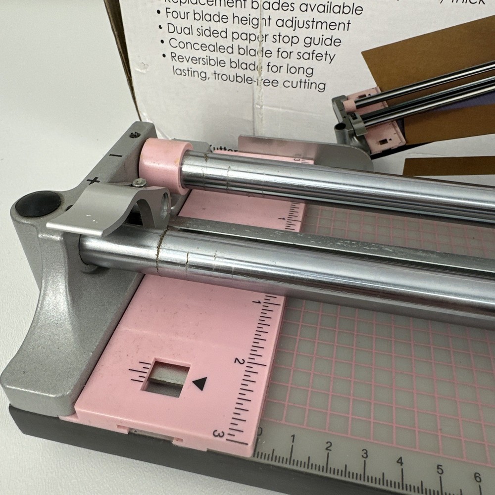 Zutter Kutter Heavy Duty Craft Cutter 7607 - Cuts Chipboard Cardboard