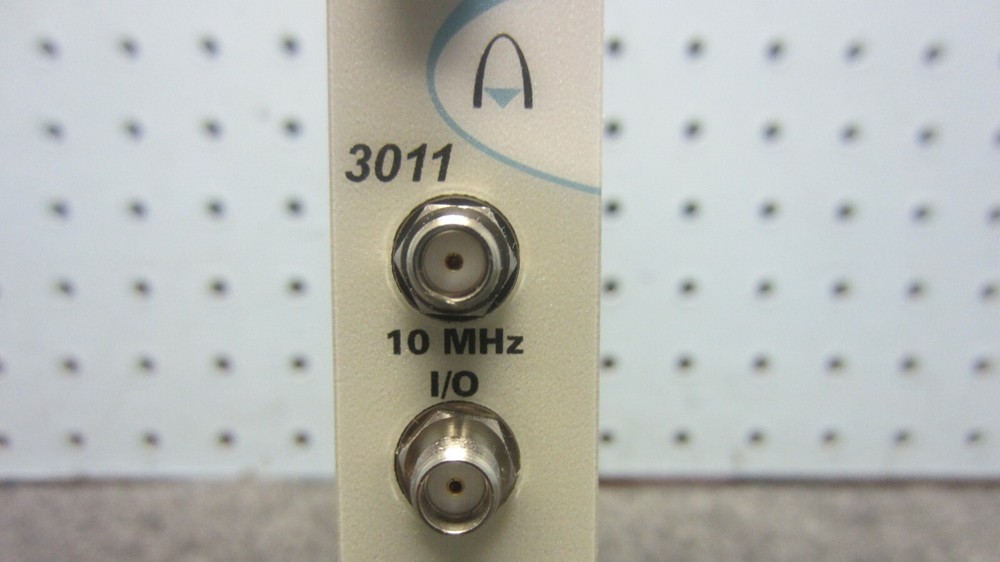 Aeroflex 3011 RF Synthesizer PXI Module