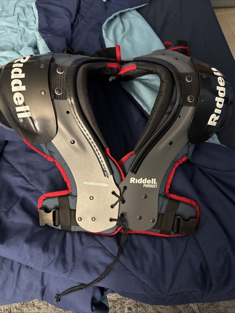Riddell Pursuit Shoulder Pads