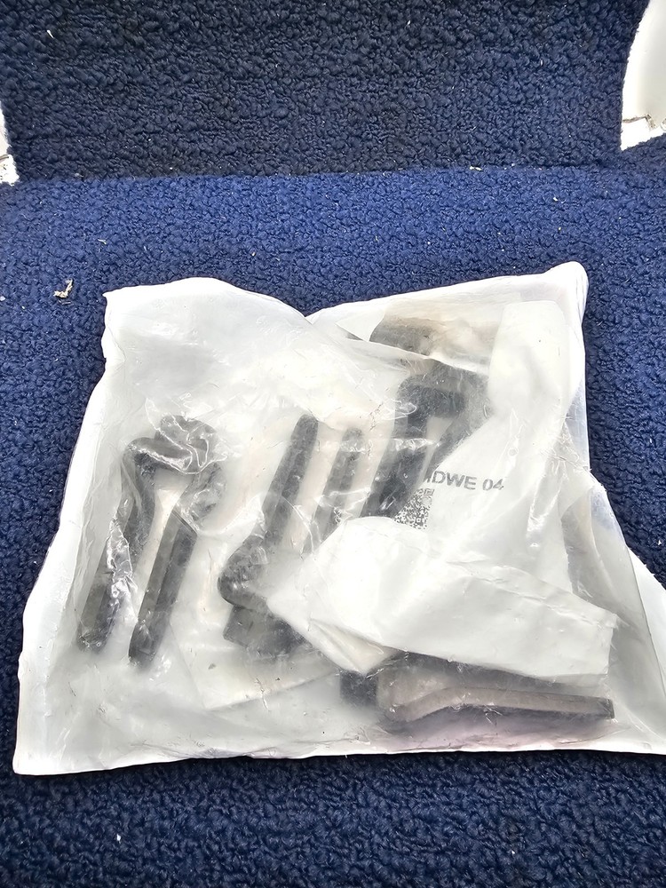 (QTY 4) Meritor R810019: Automatic Slac Adjuster Clevis