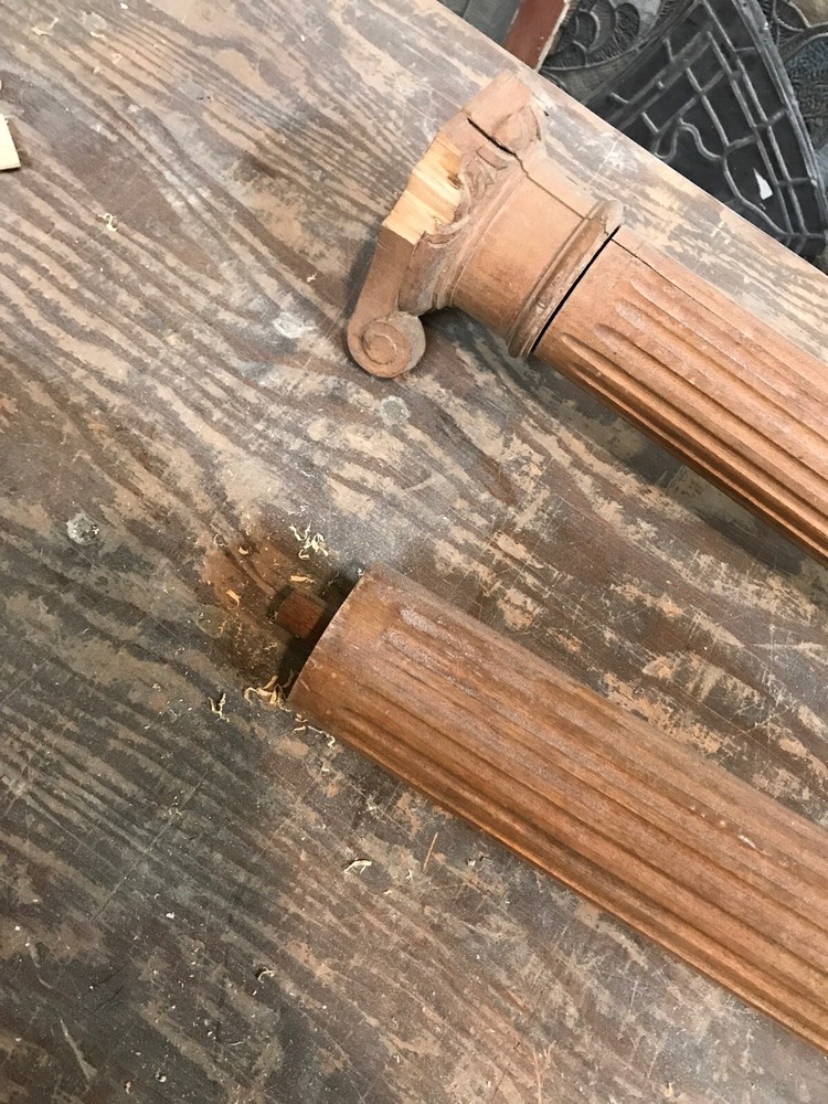 An Pair Antique fluted Oak Columns 50 x 3 x 5