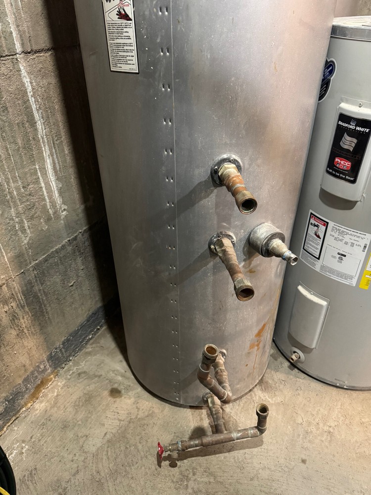 Viessmann Vitocell EVI 300-V Indirect Fired Hot Water Storage Tank 79 Gallons