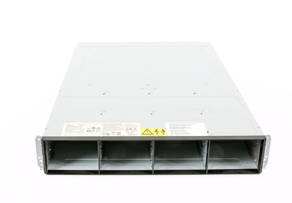 IBM V3700 LFF Expansion - 2072-12E
