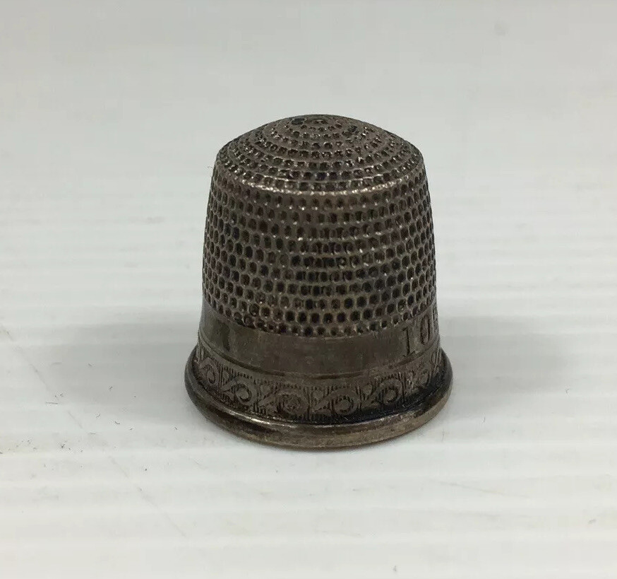 Vintage Sterling Silver Size 10 Stubby Thimble 2.2g