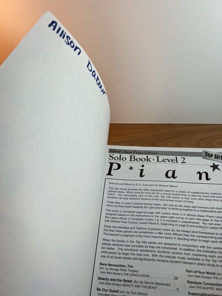 Alfred's Basic Piano Library Level 2 Solo Book Top Hits!