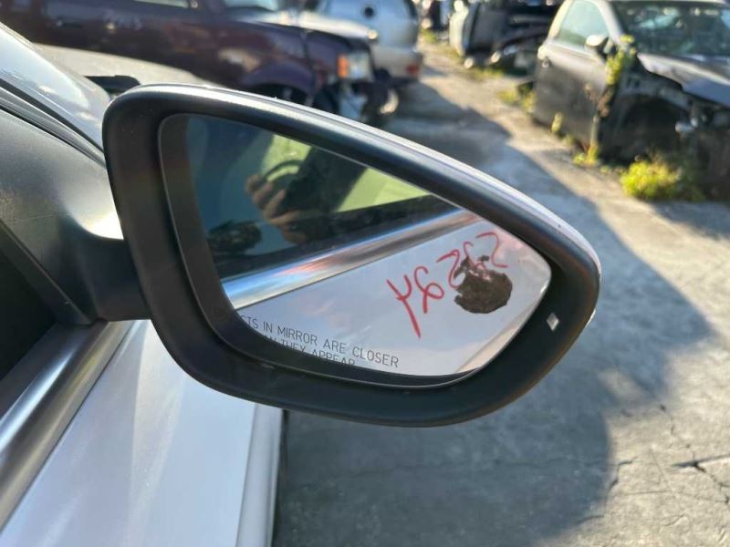CC VOLKS 2011 Muffler 1109950