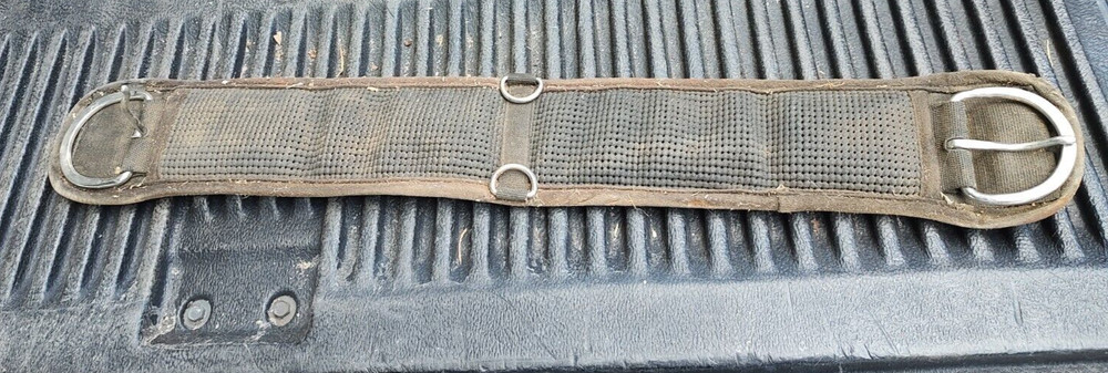 33" Neoprene Covered Black Western Girth