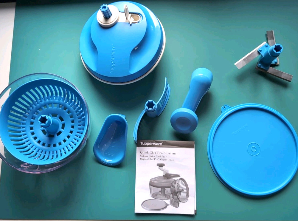 Tupperware Quick Chef Pro System Manual Food Processor #5578B-1 BLUE