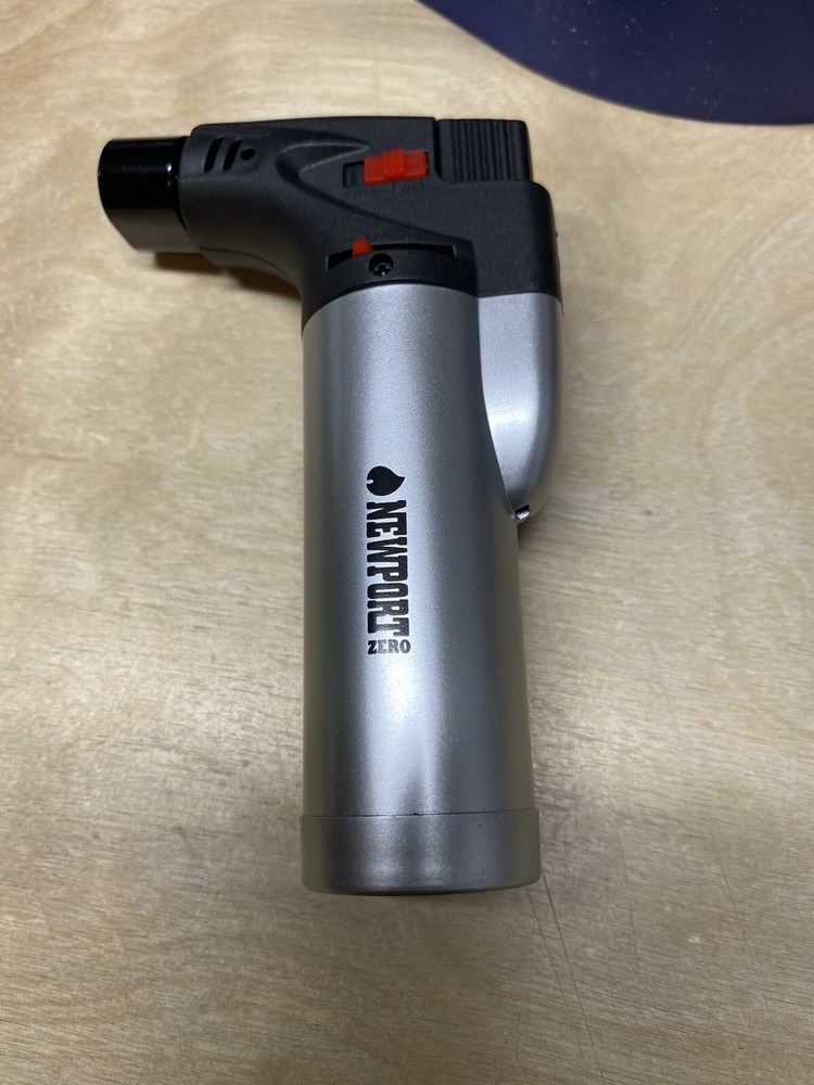 Newport Zeus Double Torch Cigar Lighter - Silver - New