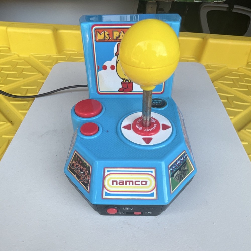 JAKKS Pacific Ms. Pac-Man Plug & Play Handheld Electronic Game Controller