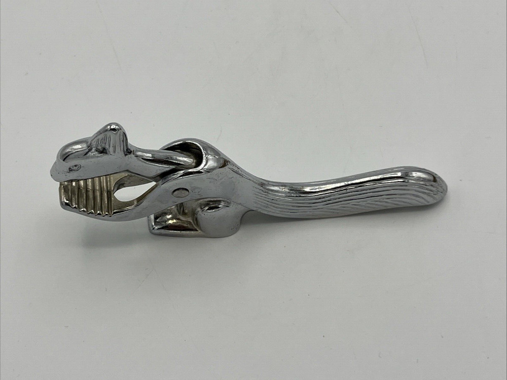 Nut Cracker Zinc Alloy Creative Squirrel Shape Nut Shell Opener Walnut