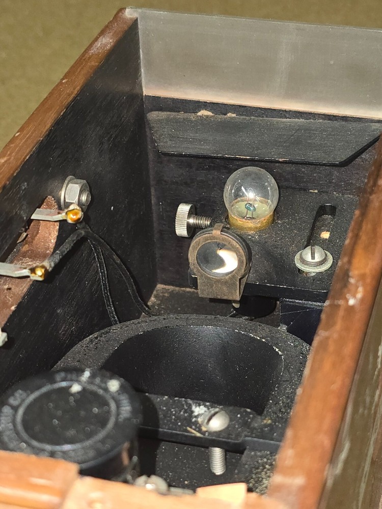 WWII 2420D Light Beam Galvenometer