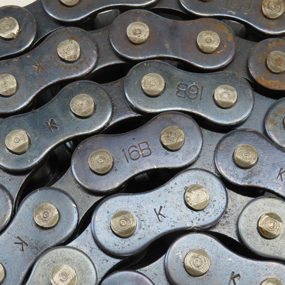 #16B Single Row Riveted Roller Chain 136" L