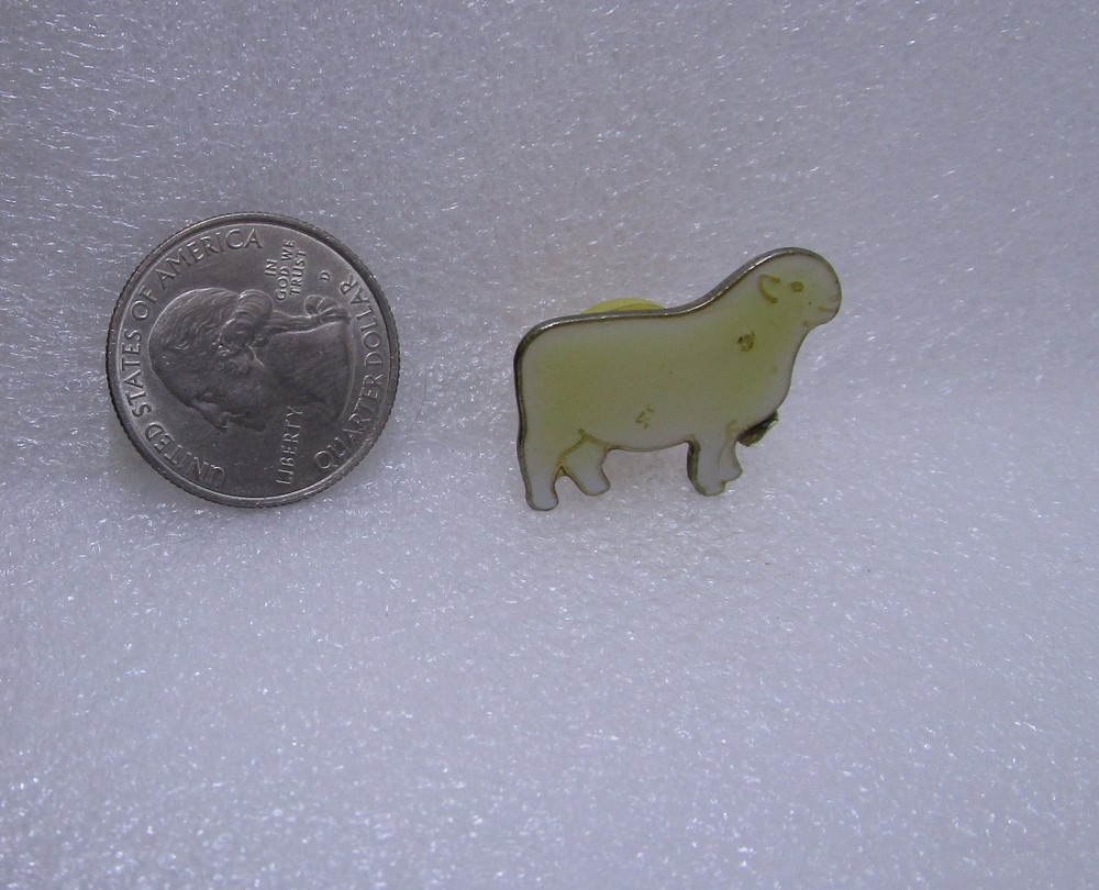 Sheep Pin