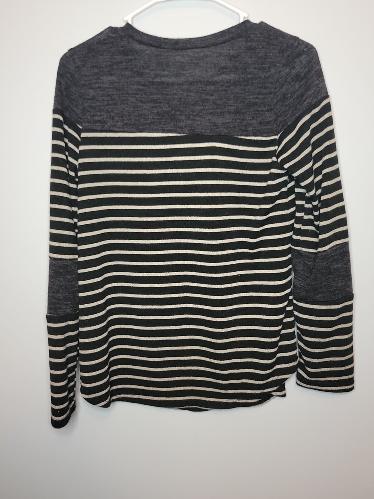Womens Sweater Lightweight 12pm by Mon Ami