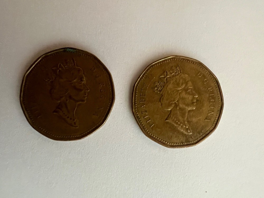 2 Queen Elizabeth II Canada One Dollar coin