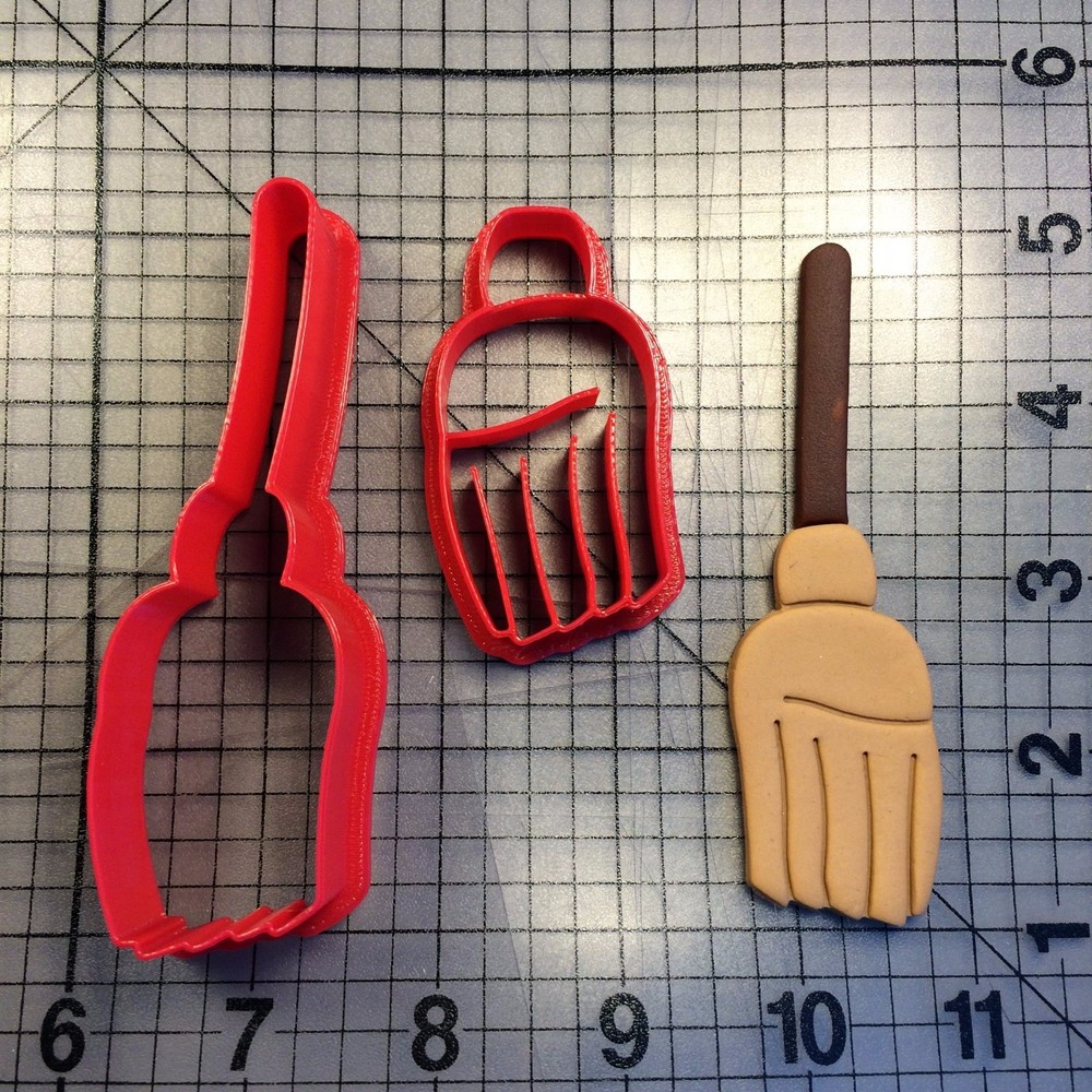 Broom 100 Cookie Cutter Set